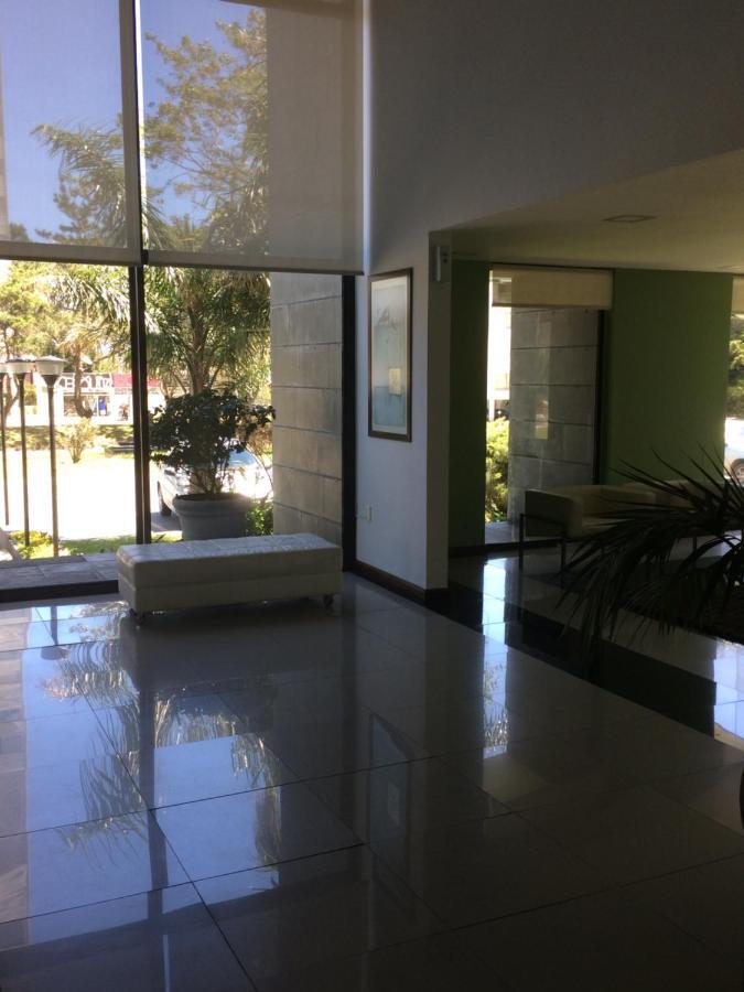 Edificio Jardines Del Country Piso 19 Apartment Пунта дел Есте Екстериор снимка